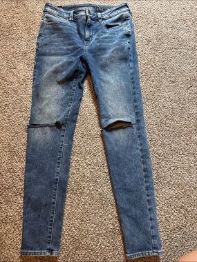 American Eagle Outfitters Mid Wash Super Stretch Jeans - Blue